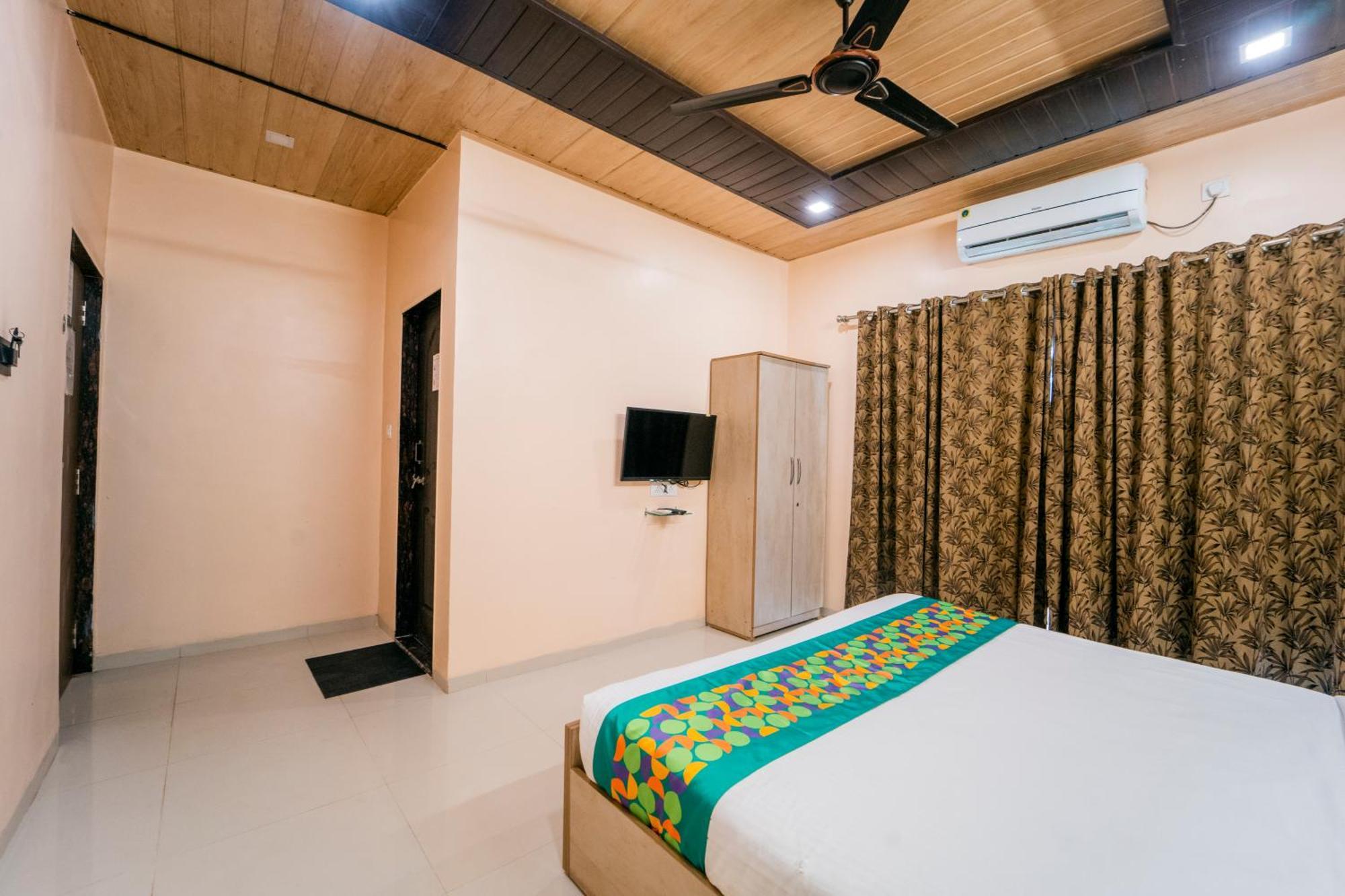 Treebo Iceberg Hotel Mahābaleshwar Exterior foto