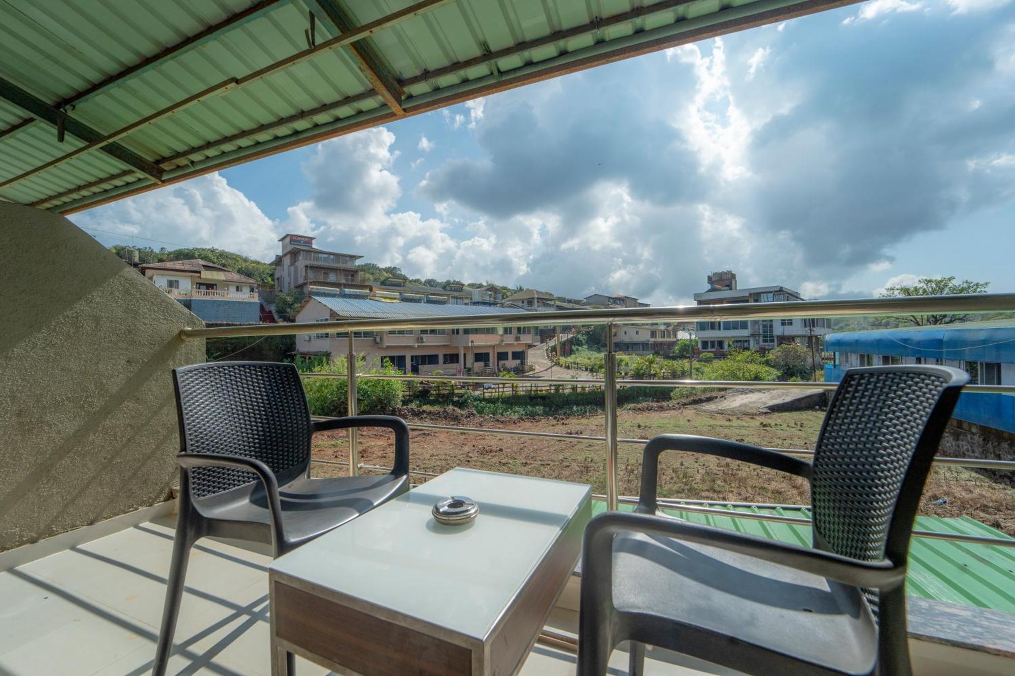 Treebo Iceberg Hotel Mahābaleshwar Exterior foto