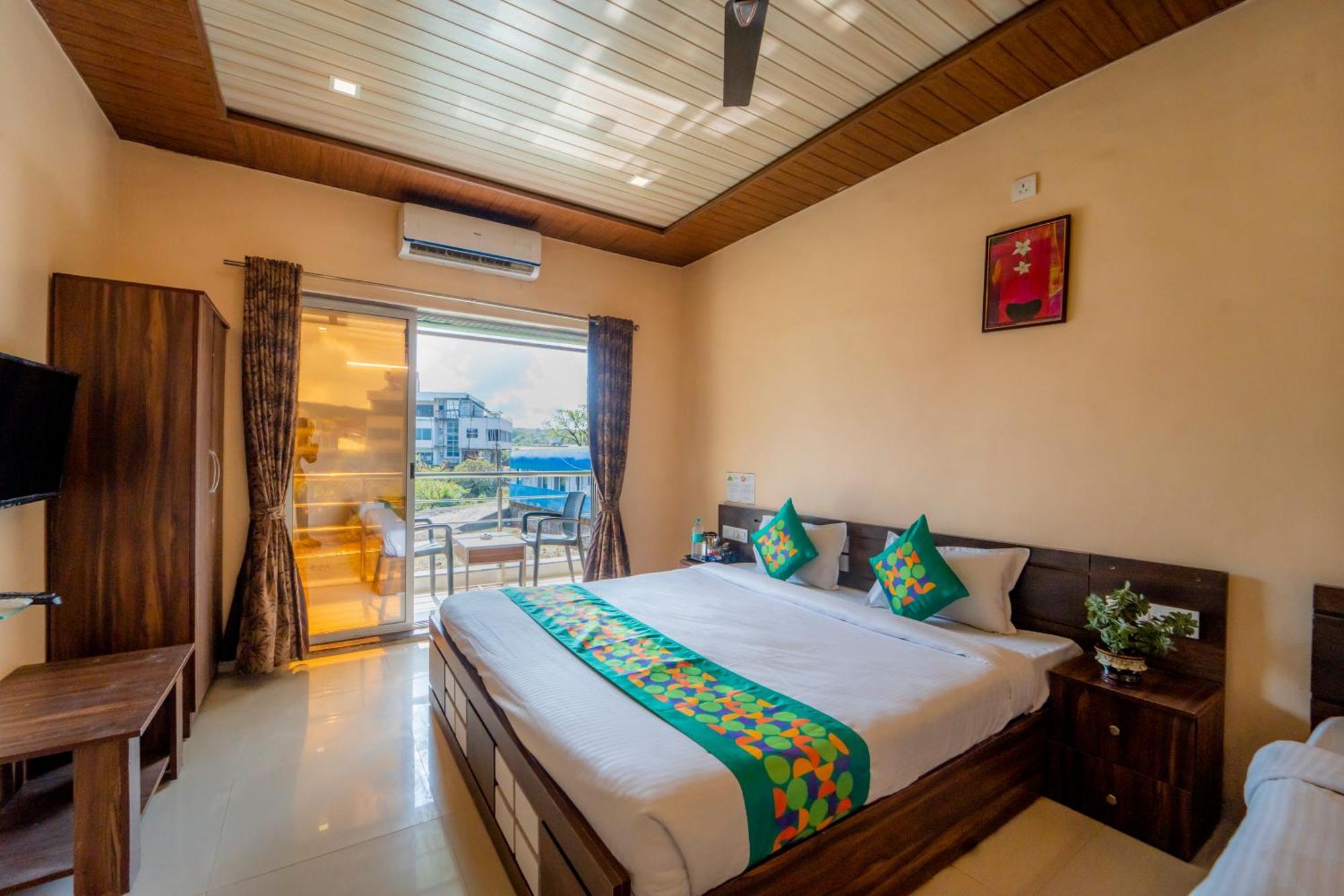 Treebo Iceberg Hotel Mahābaleshwar Exterior foto